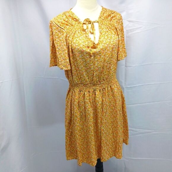 Luxology Yellow Floral Midi Dress Smocked Waist Short Sleeves Womans Large...... - Picture 1 of 10